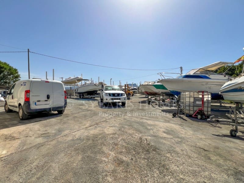 Yritys myytävänä paikassa Denia mukana 
autotalli - 1 650 000 € (Ref: 9929033)