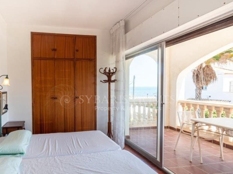 4 soverom Villa til salgs i Denia med garasje - € 1 200 000 (Ref: 9964959)