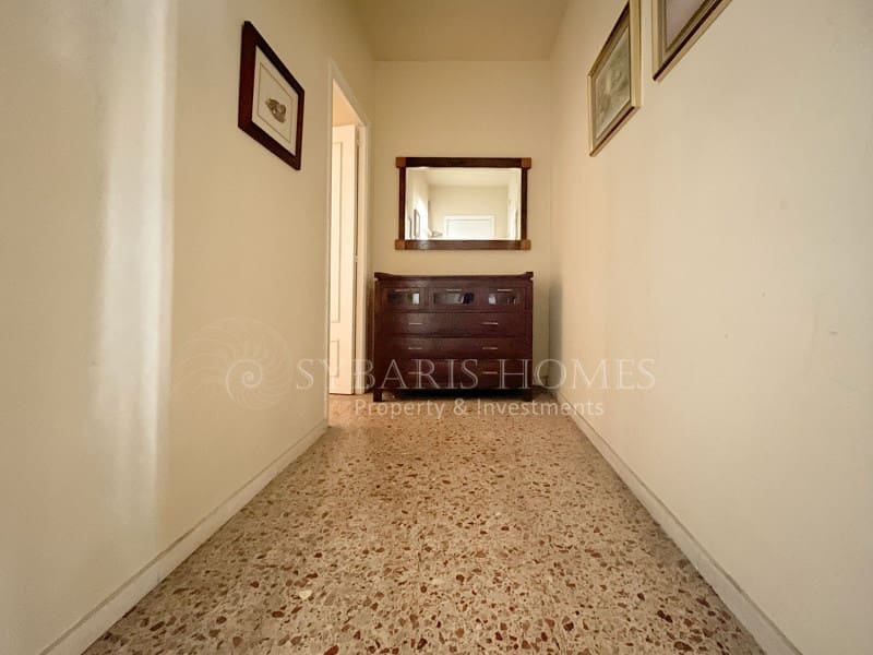 4 bedroom Apartment for sale in Benissa - € 165,000 (Ref: 9996768)