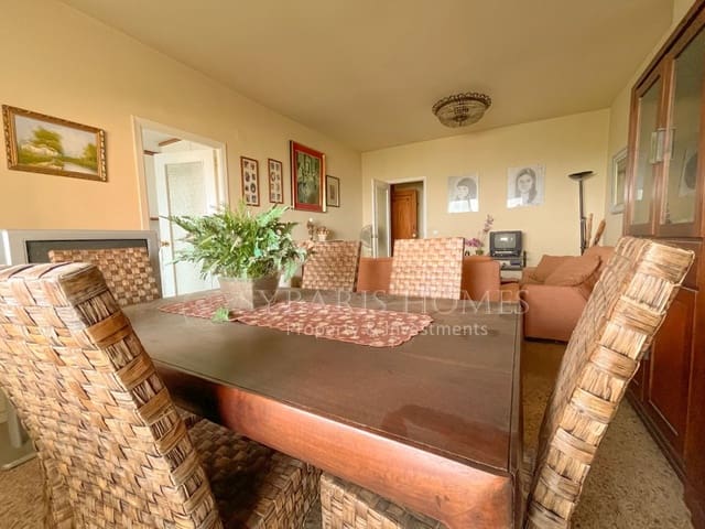 4 bedroom Apartment for sale in Benissa - € 165,000 (Ref: 9996768)