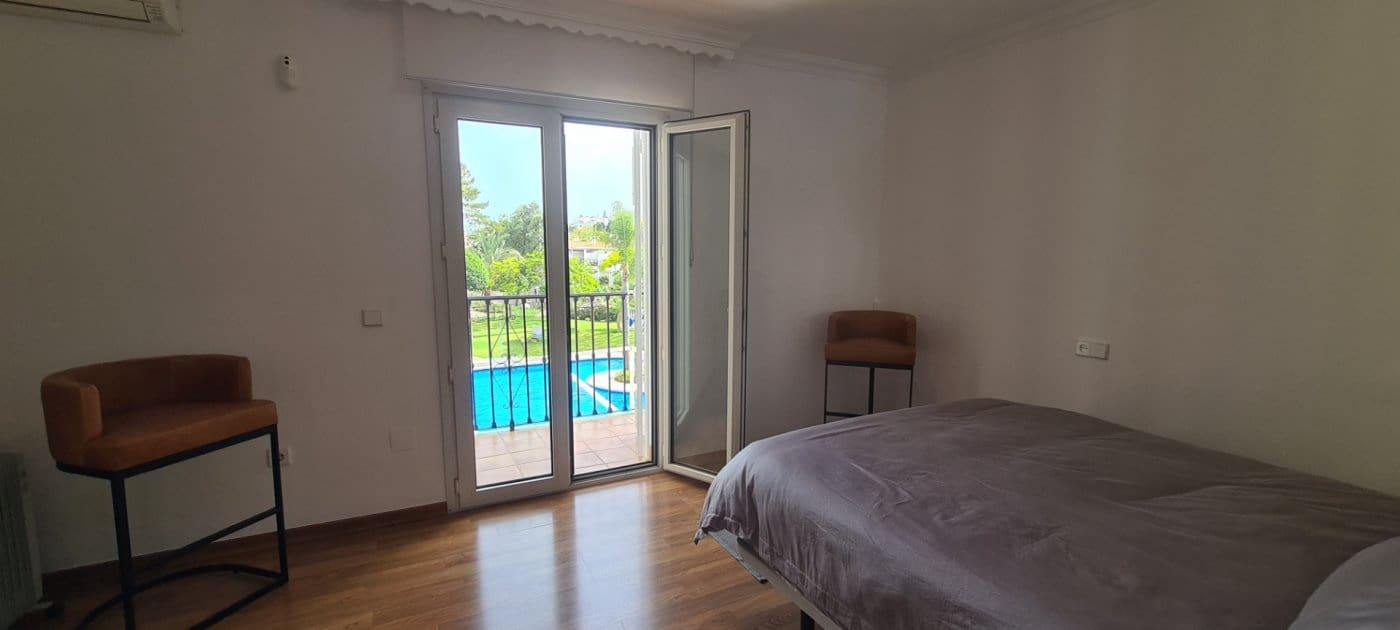 5 sovrum Radhus till salu i Mijas med pool garage - 449 000 € (Ref: 9434737)