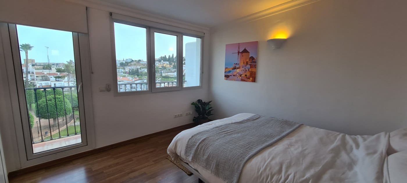 5 sovrum Radhus till salu i Mijas med pool garage - 449 000 € (Ref: 9434737)