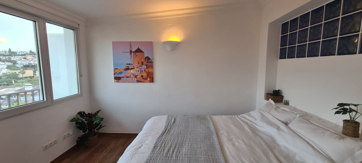 5 sovrum Radhus till salu i Mijas med pool garage - 449 000 € (Ref: 9434737)