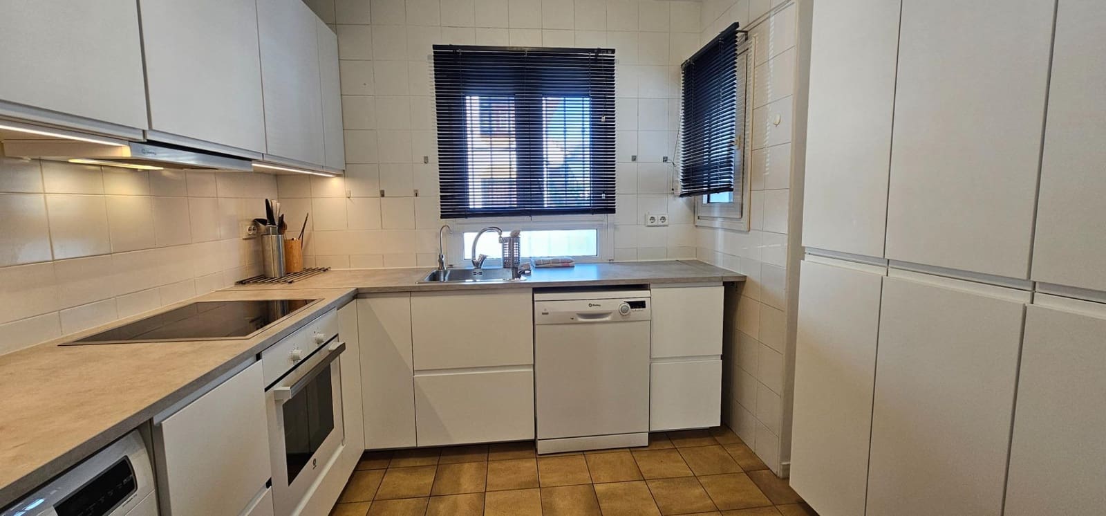 5 sovrum Radhus till salu i Mijas med pool garage - 449 000 € (Ref: 9434737)