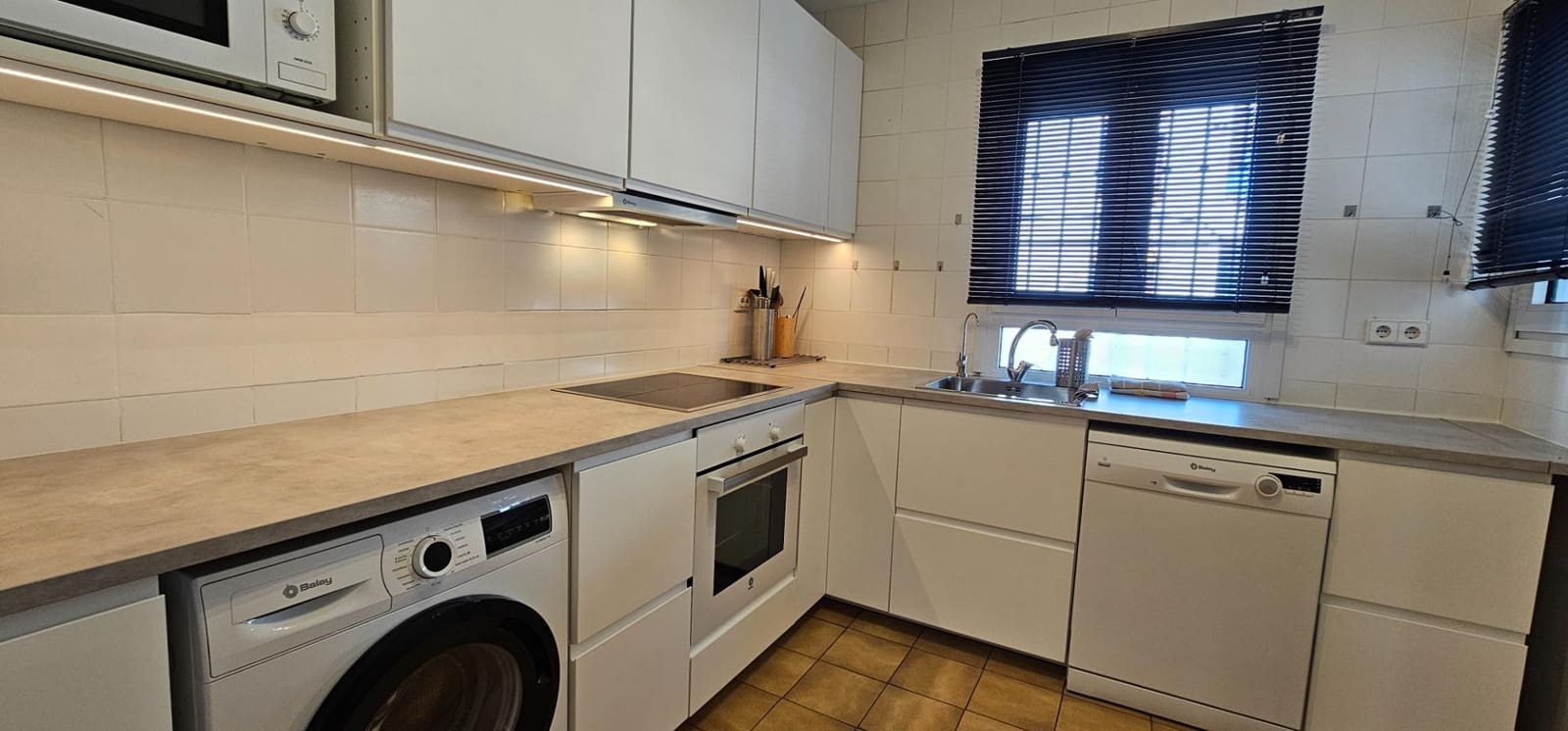 5 sovrum Radhus till salu i Mijas med pool garage - 449 000 € (Ref: 9434737)