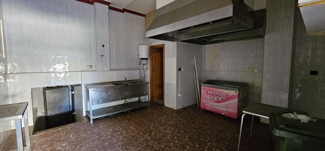 Commercial for sale in Alhaurín de la Torre - € 135,000 (Ref: 9434738)