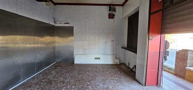 Commercial for sale in Alhaurín de la Torre - € 135,000 (Ref: 9434738)