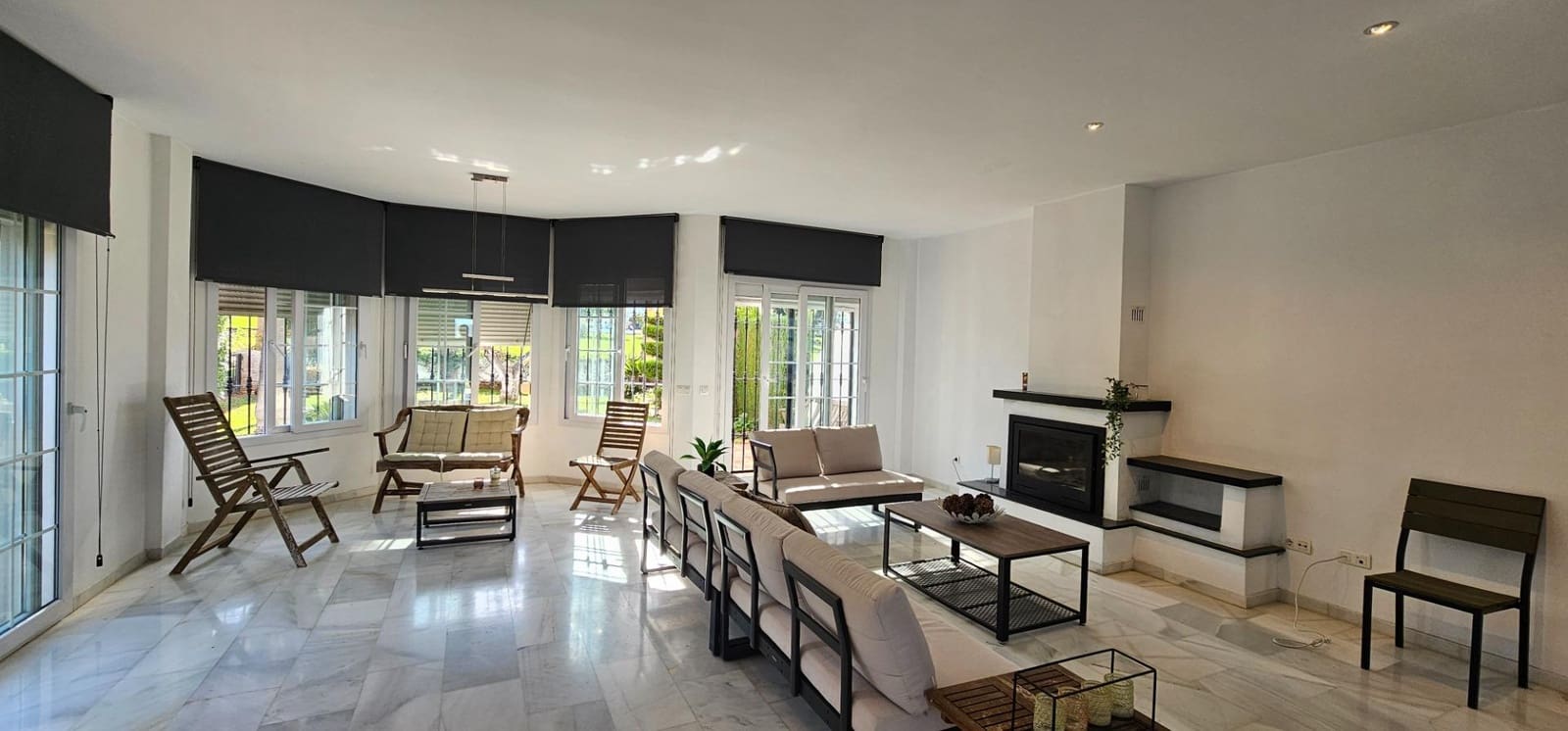 4 chambre Villa/Maison Mitoyenne à vendre à Alhaurin de la Torre avec piscine garage - 499 000 € (Ref: 9434739)