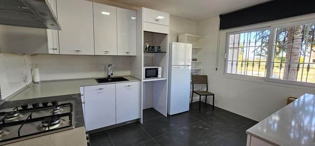 4 chambre Villa/Maison Mitoyenne à vendre à Alhaurín de la Torre avec piscine garage - 499 000 € (Ref: 9434739)