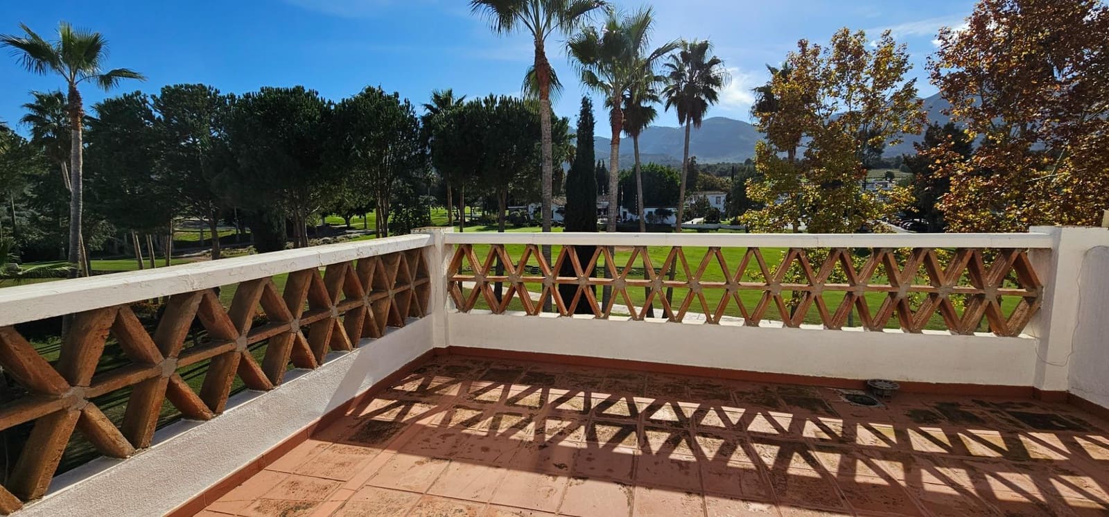 4 chambre Villa/Maison Mitoyenne à vendre à Alhaurin de la Torre avec piscine garage - 499 000 € (Ref: 9434739)