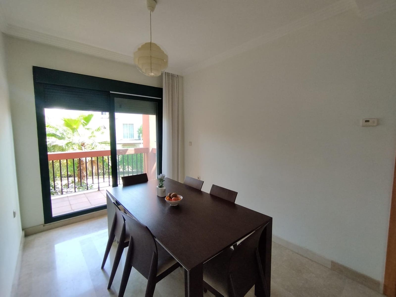 2 soveværelse Lejlighed til salg i Marbella med swimmingpool garage - € 399.000 (Ref: 9434741)