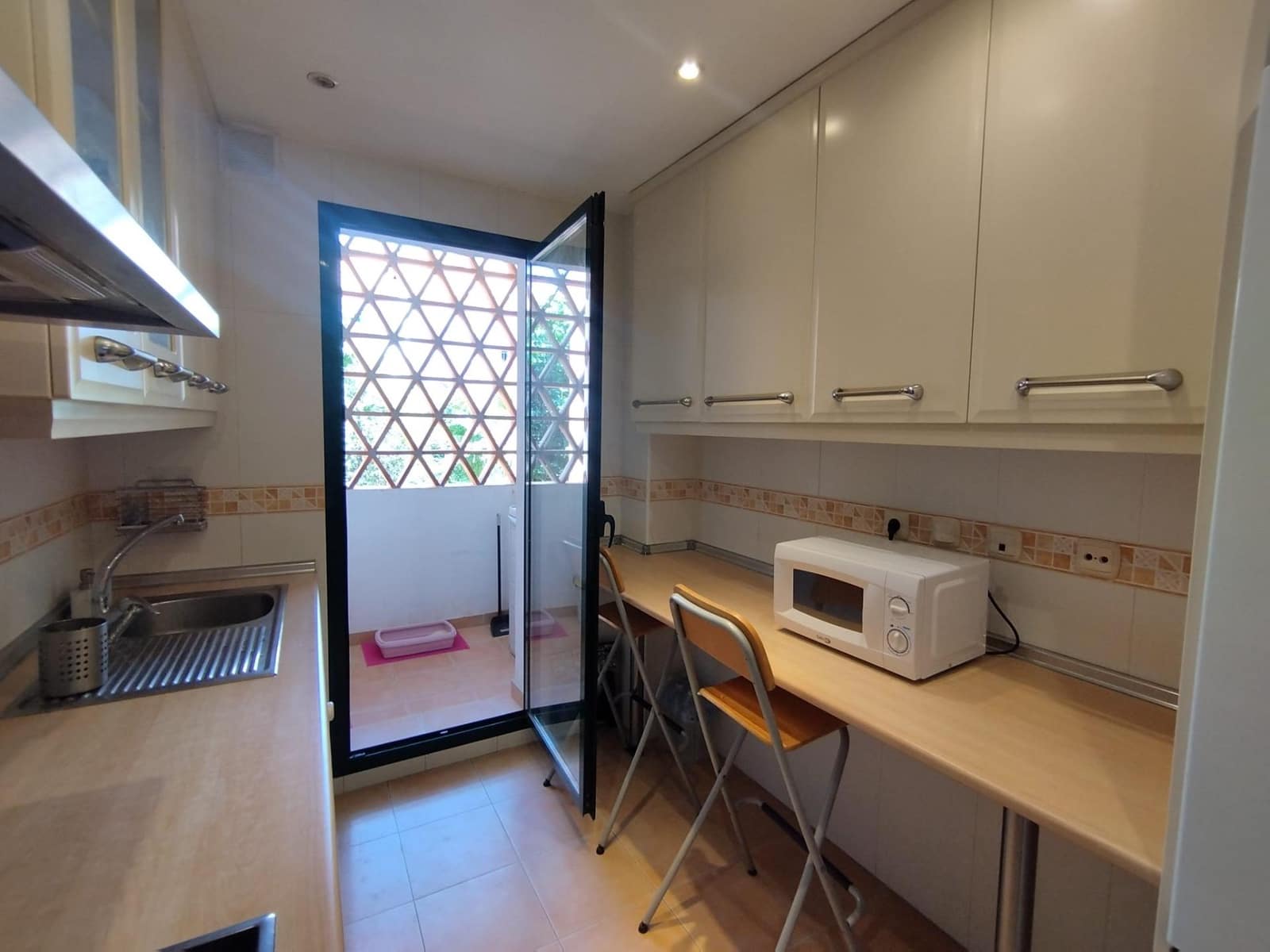 2 soveværelse Lejlighed til salg i Marbella med swimmingpool garage - € 399.000 (Ref: 9434741)