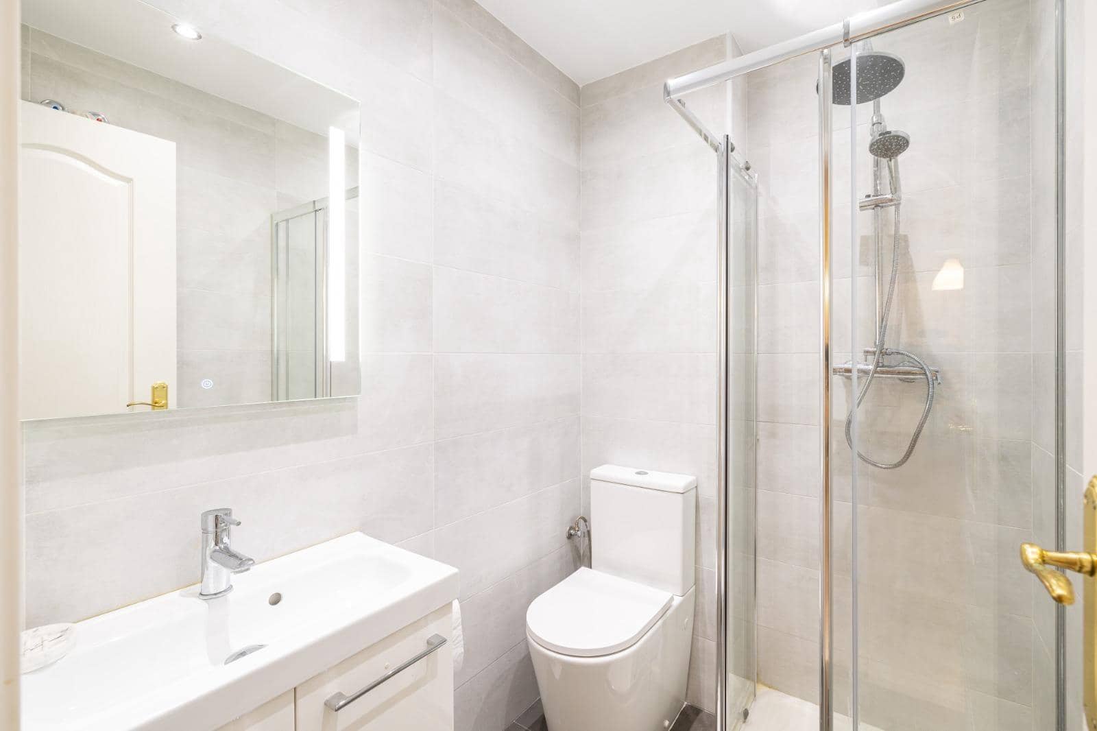 2 bedroom Apartment for sale in Riviera del Sol with pool - € 280,000 (Ref: 9434742)