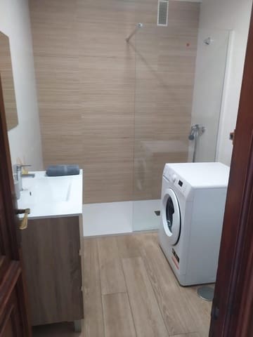 1 bedroom Flat for sale in Playa de los Boliches, Fuengirola with pool - € 335,000 (Ref: 9434747)