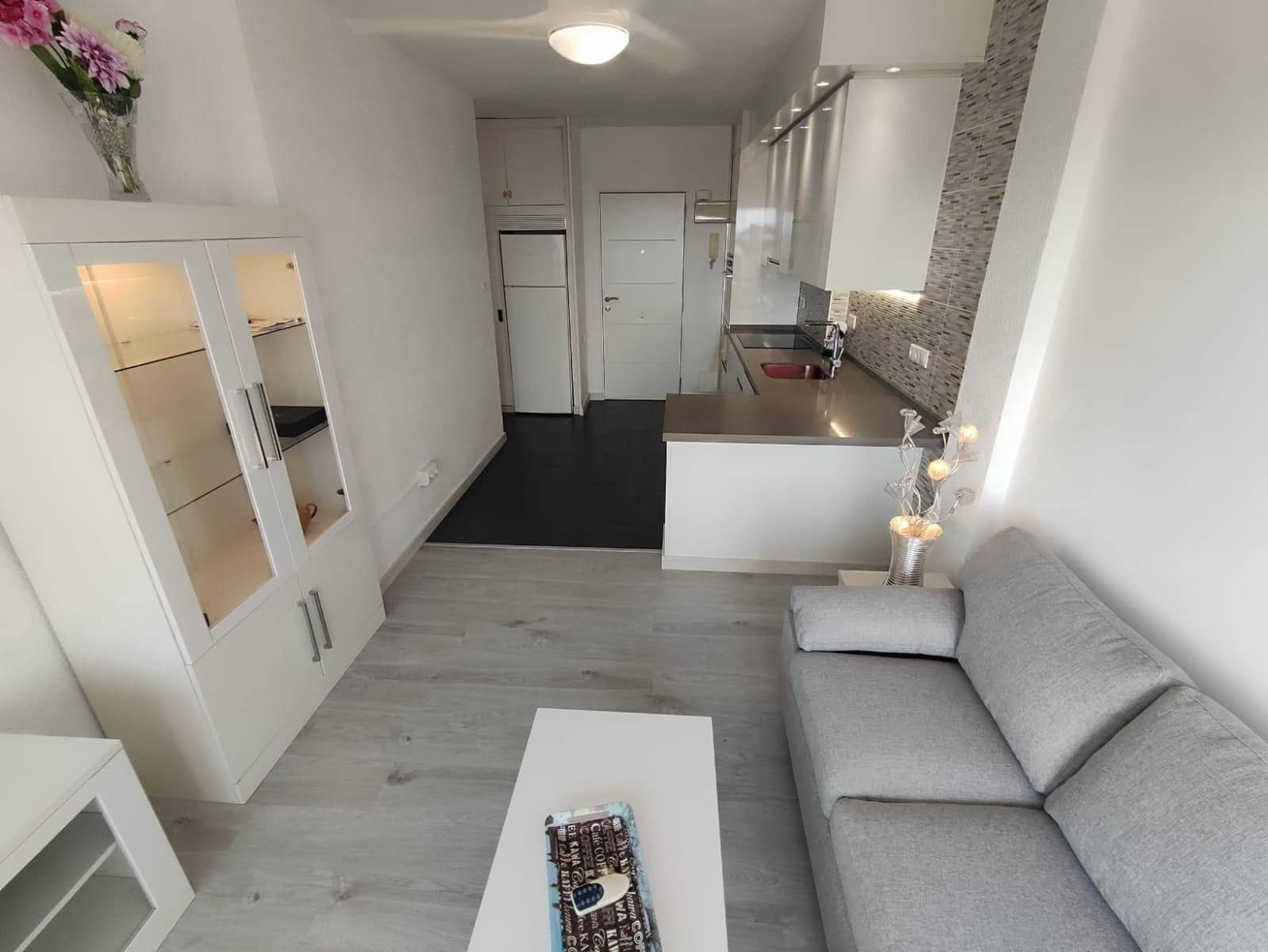 1 bedroom Apartment for sale in Fuengirola - € 235,000 (Ref: 9434748)