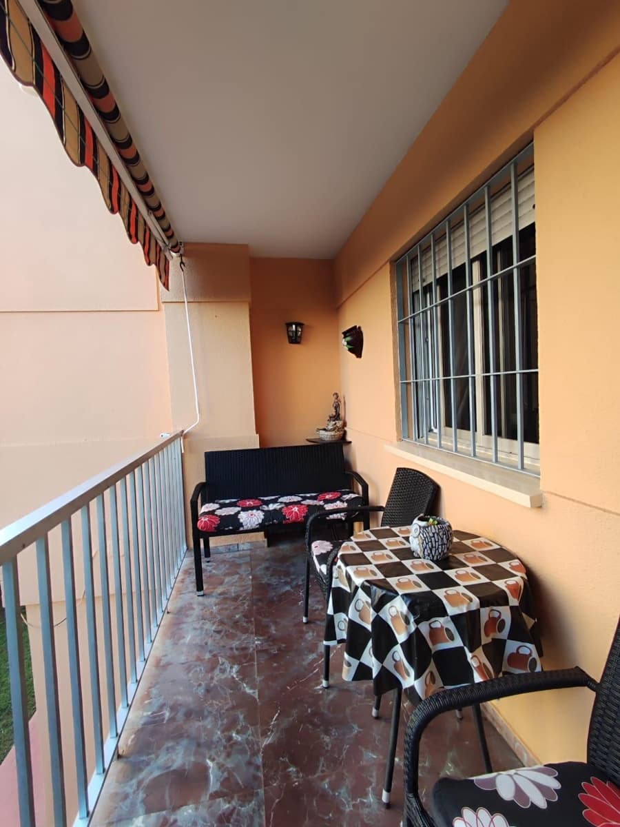 Apartamento de 3 habitaciones en Fuengirola en venta con piscina garaje - 360.000 € (Ref: 9434749)