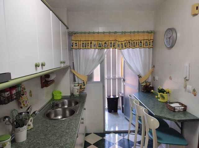 3 Zimmer Apartment zu verkaufen in Fuengirola mit Pool Garage - 360.000 € (Ref: 9434749)