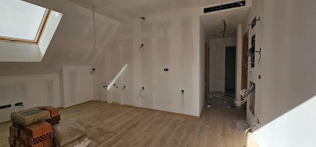 2 slaapkamer Penthouse te koop in Los Boliches , Fuengirola - € 318.000 (Ref: 9434750)