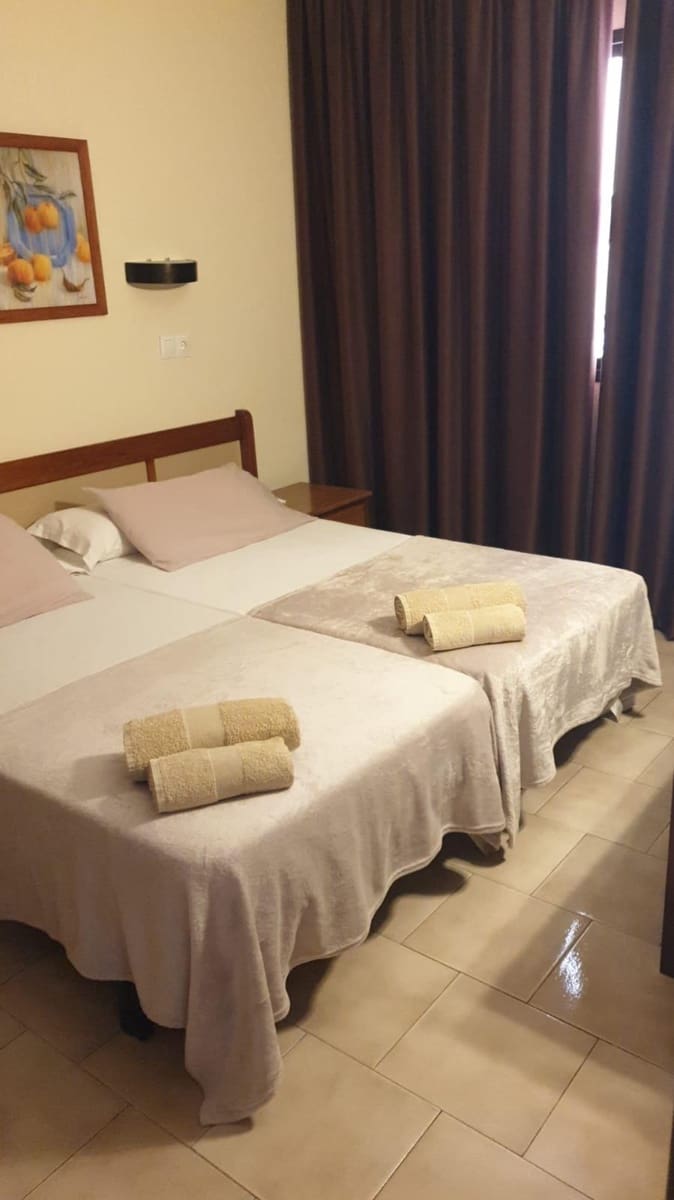 1 slaapkamer Flat te koop in Fuengirola met zwembad - € 277.000 (Ref: 9434757)