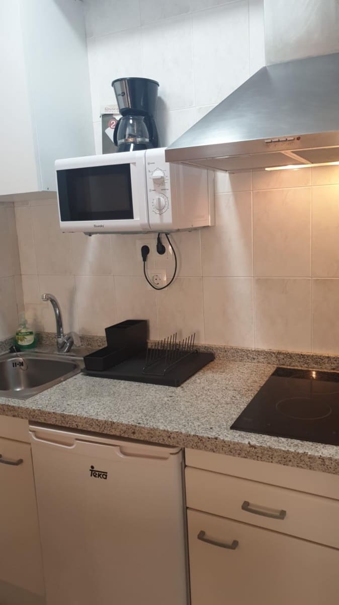 1 slaapkamer Flat te koop in Fuengirola met zwembad - € 277.000 (Ref: 9434757)