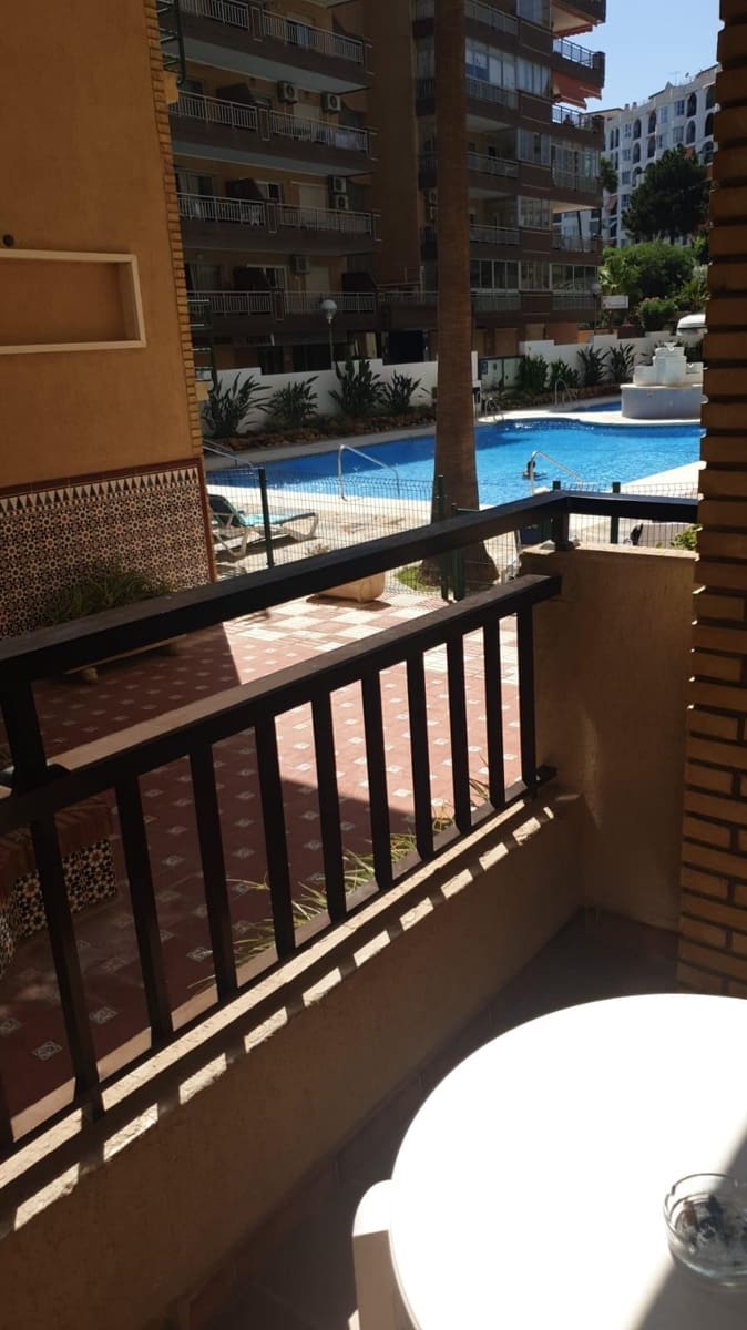 1 slaapkamer Flat te koop in Fuengirola met zwembad - € 277.000 (Ref: 9434757)