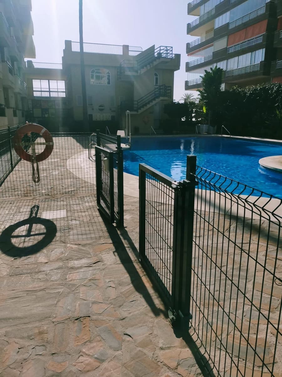 1 slaapkamer Flat te koop in Fuengirola met zwembad - € 277.000 (Ref: 9434757)