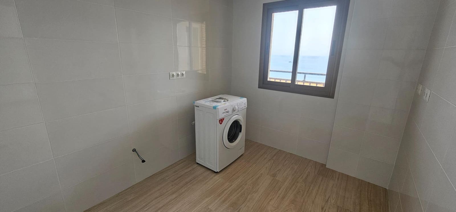 2 slaapkamer Appartement te koop in Fuengirola met zwembad garage - € 550.000 (Ref: 9434760)