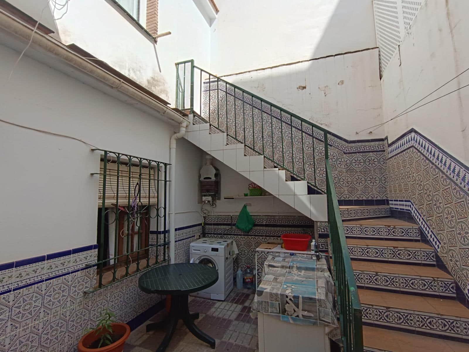 Pareado de 5 habitaciones en Fuengirola en venta - 450.000 € (Ref: 9434761)