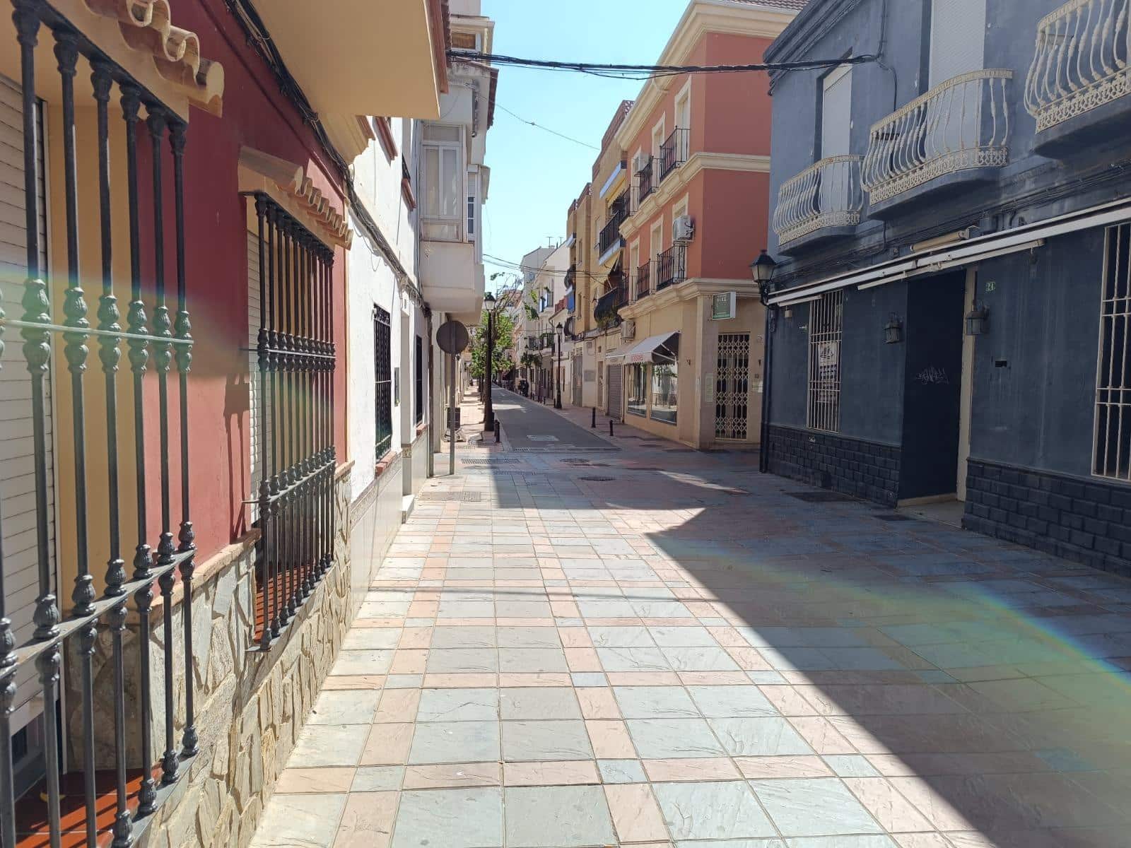 Pareado de 5 habitaciones en Fuengirola en venta - 450.000 € (Ref: 9434761)