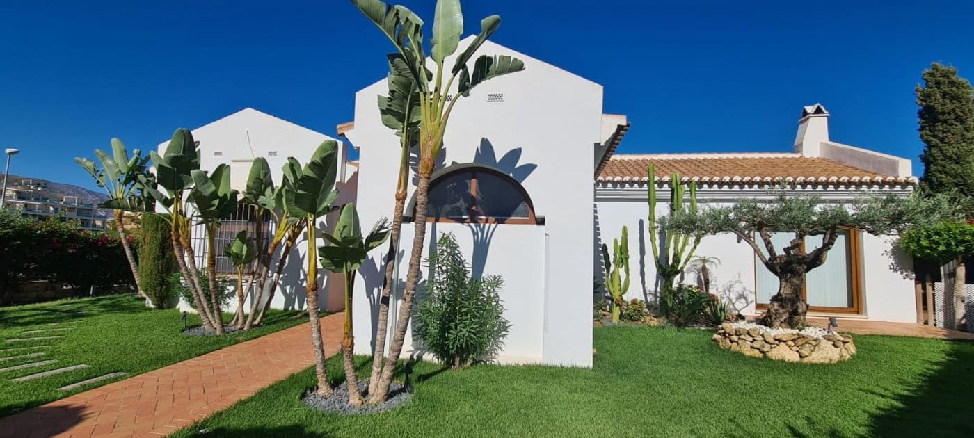 3 soverom Villa til salgs i Mijas med svømmebasseng garasje - € 1 350 000 (Ref: 9434762)
