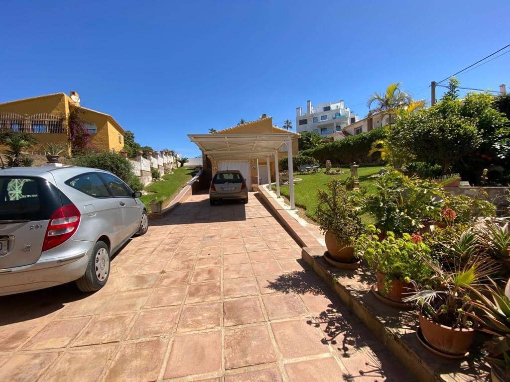 3 bedroom Villa for sale in Mijas with pool garage - € 630,000 (Ref: 9434766)