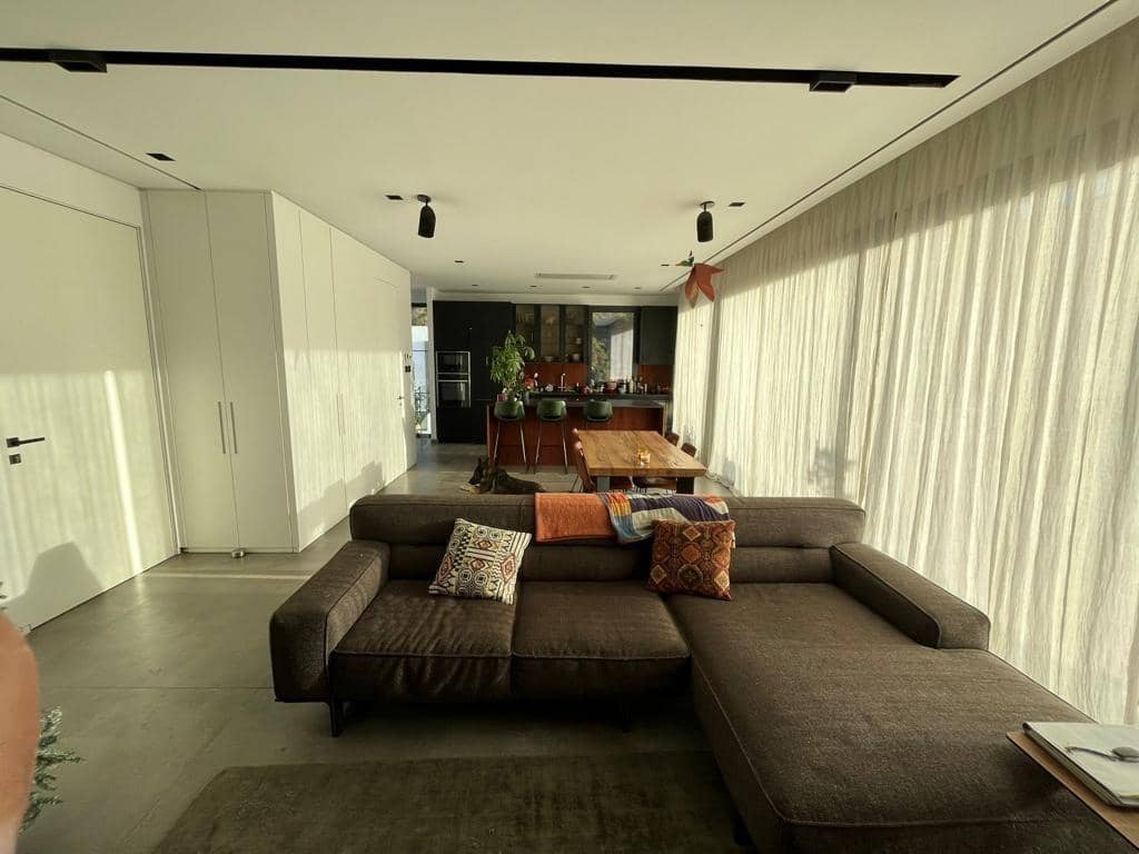 5 bedroom Villa for sale in Mijas with pool garage - € 1,500,000 (Ref: 9434768)