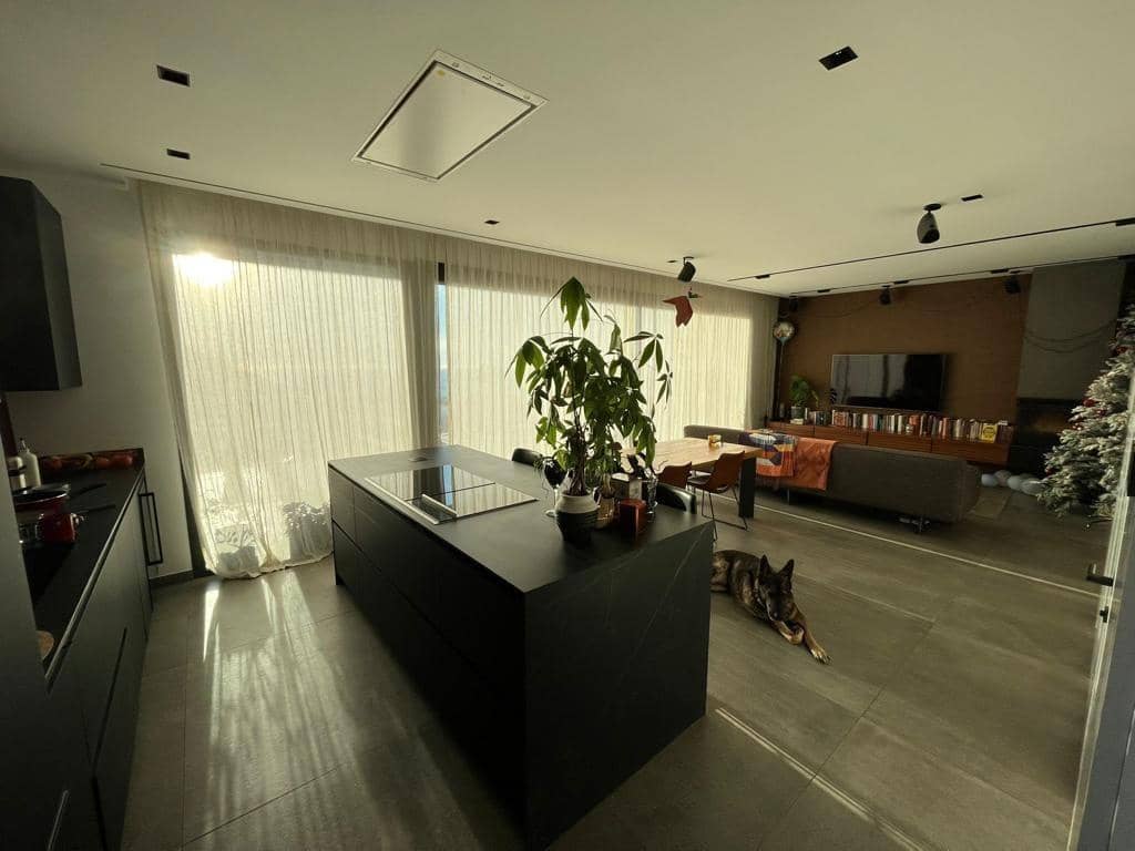 5 bedroom Villa for sale in Mijas with pool garage - € 1,500,000 (Ref: 9434768)