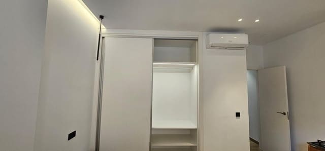 1 soveværelse Lejlighed til salg i Centro ciudad, Fuengirola med garage - € 199.000 (Ref: 9548820)