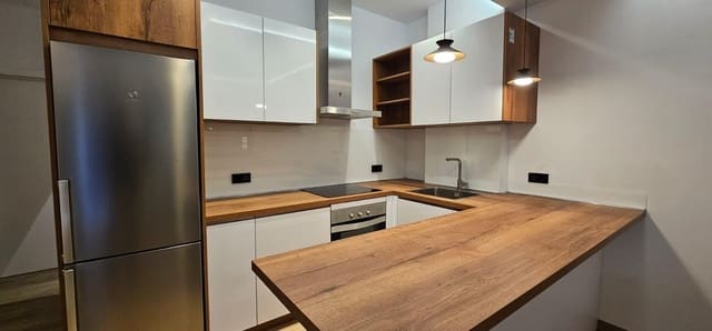 1 soveværelse Lejlighed til salg i Centro ciudad, Fuengirola med garage - € 199.000 (Ref: 9548820)