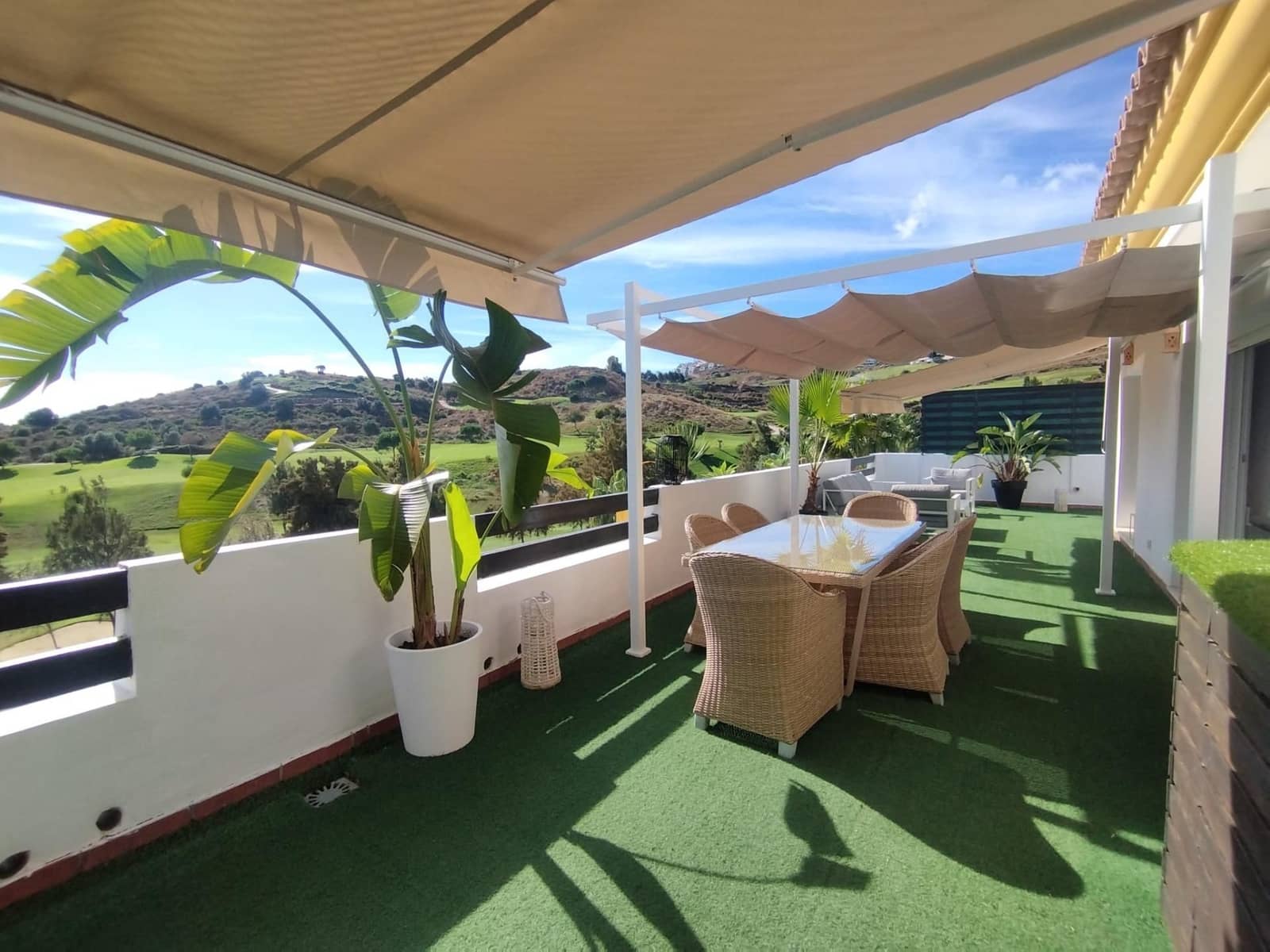 2 soveværelse Penthouse til leje i Mijas med swimmingpool garage - € 1.950 (Ref: 9548822)
