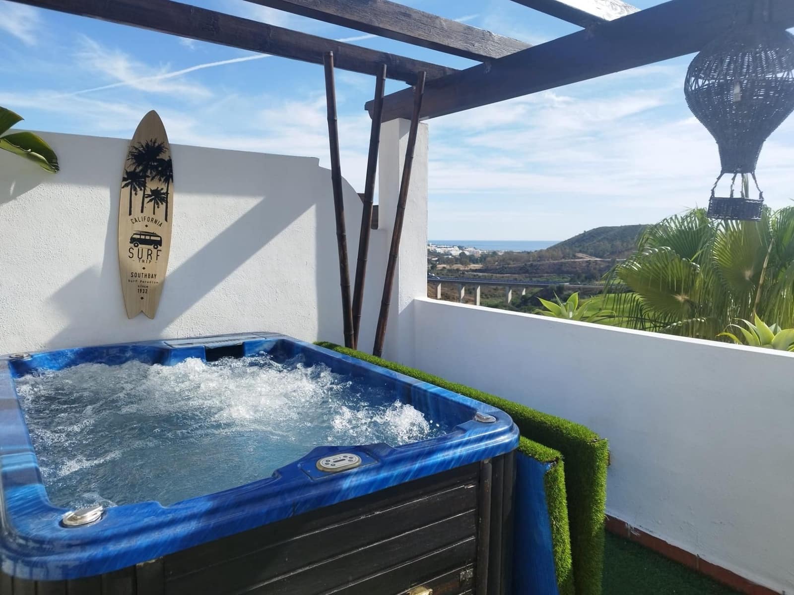 2 soveværelse Penthouse til leje i Mijas med swimmingpool garage - € 1.950 (Ref: 9548822)