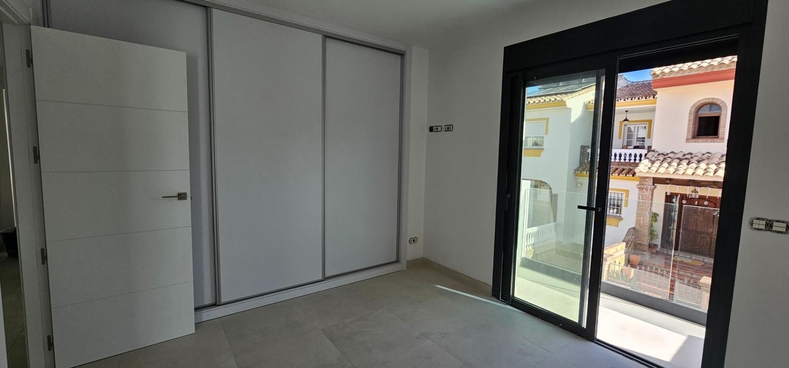 3 Zimmer Doppelhaus zu verkaufen in Mijas mit Garage - 450.000 € (Ref: 9548828)