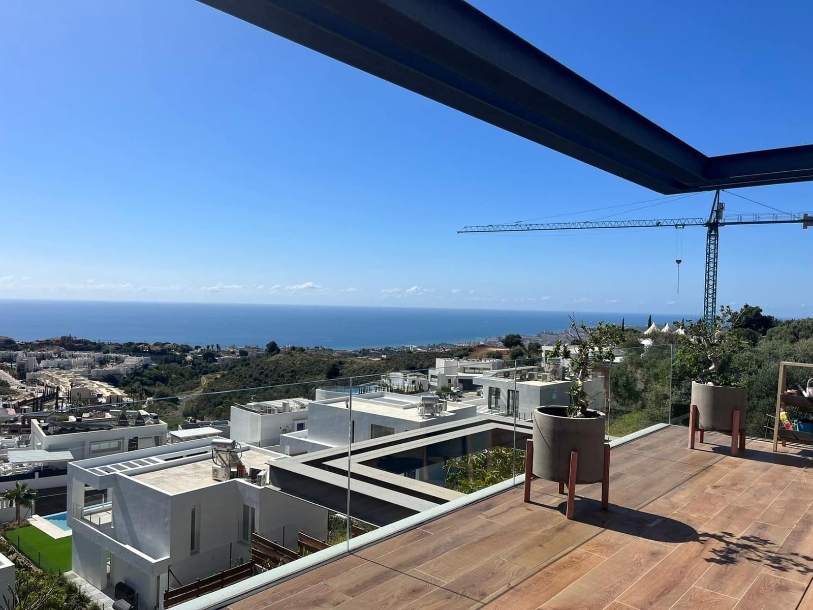 5 bedroom Villa for sale in Mijas with pool garage - € 1,650,000 (Ref: 9548829)