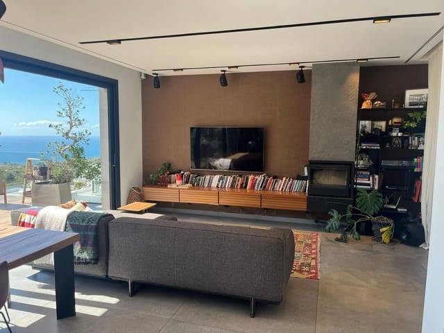 5 bedroom Villa for sale in Mijas pueblo, Mijas with pool garage - € 1,650,000 (Ref: 9548829)