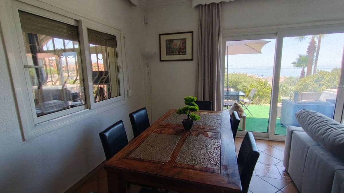 Chalet de 3 habitaciones en Buenas Noches en venta con piscina garaje - 1.495.000 € (Ref: 10008037)