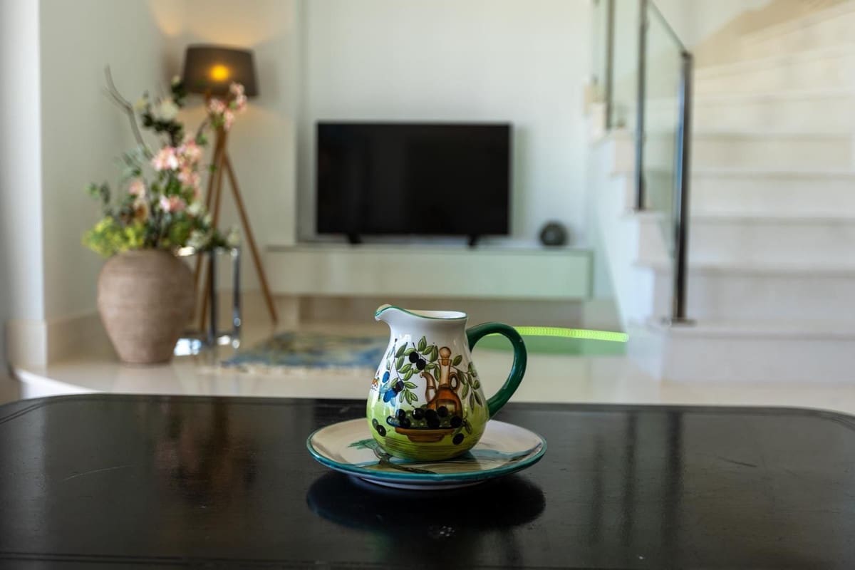 5 slaapkamer Appartement voor vakantieverhuur in La Cala de Mijas met zwembad garage - € 1.500 (Ref: 10014689)