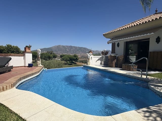 4 sypialnia Willa na sprzedaż w La Cala Golf, Mijas z basenem - 1 850 000 € (Ref: 10034549)
