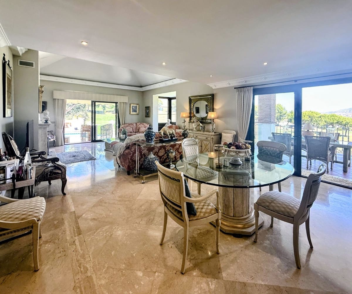 4 sypialnia Willa na sprzedaż w La Cala Golf z basenem - 1 850 000 € (Ref: 10034549)