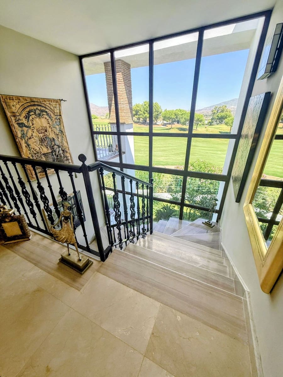 4 sypialnia Willa na sprzedaż w La Cala Golf z basenem - 1 850 000 € (Ref: 10034549)