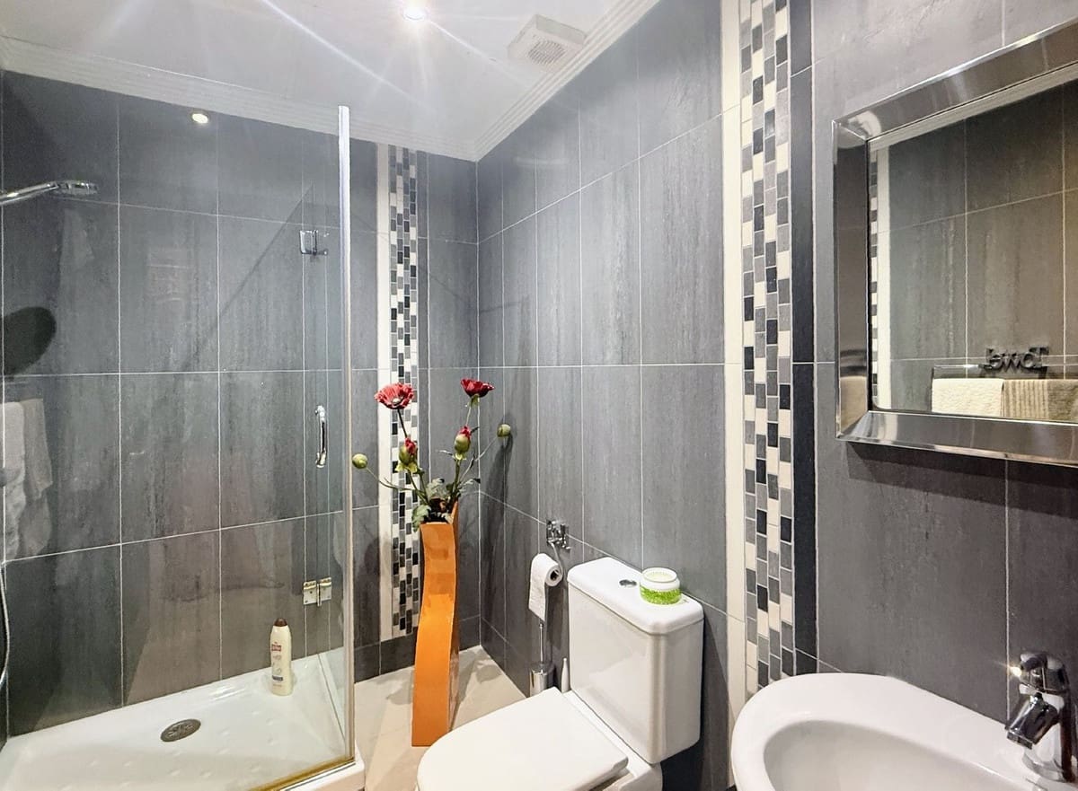 4 sypialnia Willa na sprzedaż w La Cala Golf z basenem - 1 850 000 € (Ref: 10034549)