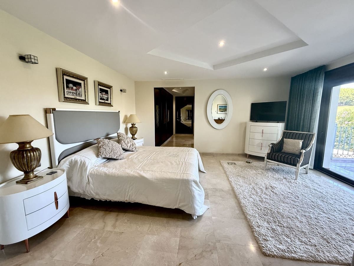 4 sypialnia Willa na sprzedaż w La Cala Golf z basenem - 1 850 000 € (Ref: 10034549)