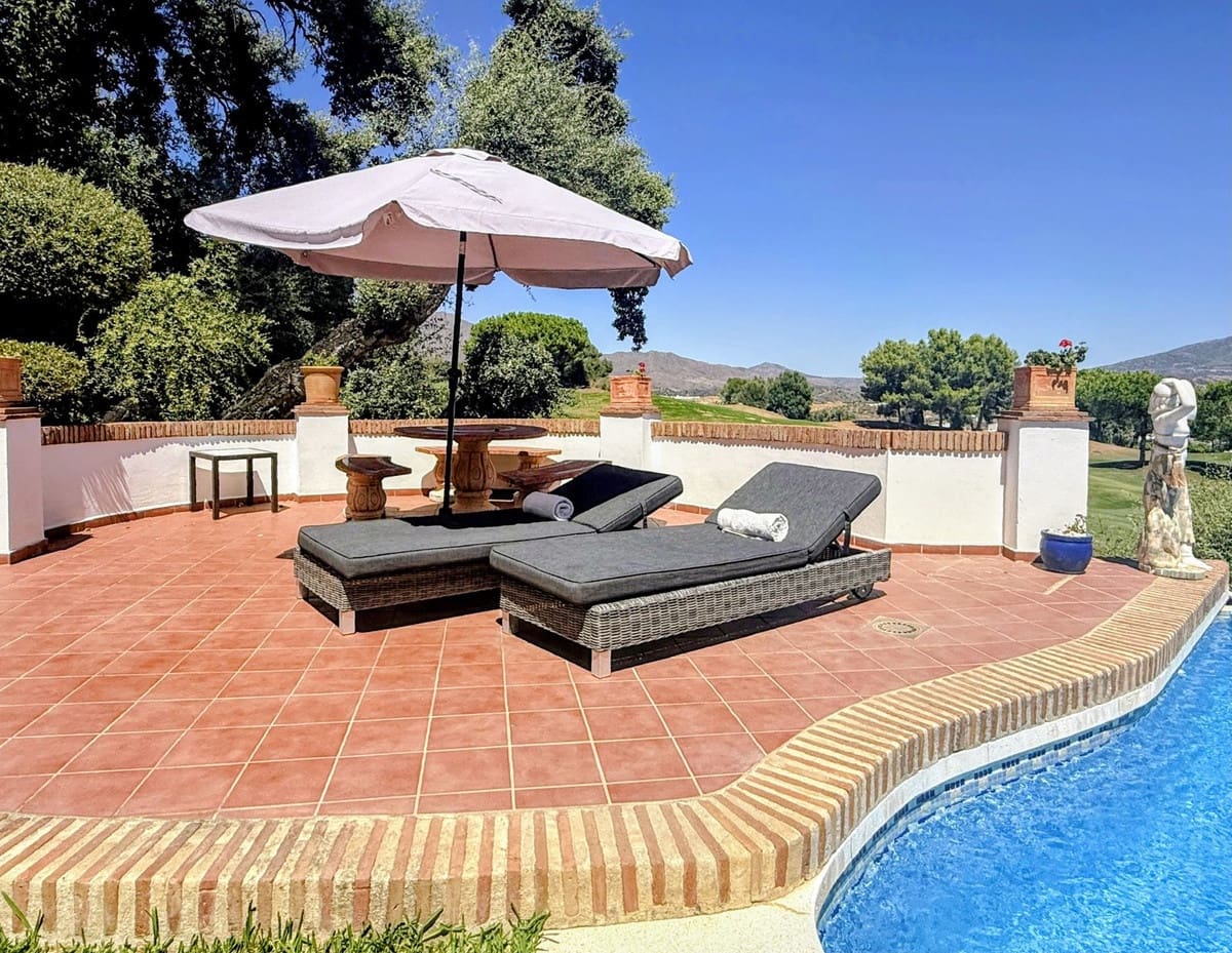 4 sypialnia Willa na sprzedaż w La Cala Golf z basenem - 1 850 000 € (Ref: 10034549)
