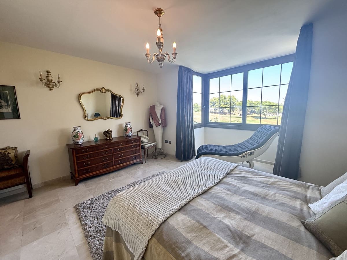 4 sypialnia Willa na sprzedaż w La Cala Golf z basenem - 1 850 000 € (Ref: 10034549)