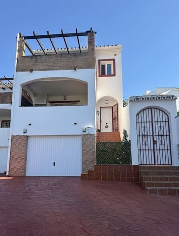3 chambre Villa/Maison Semi-Mitoyenne à vendre à Riviera del Sol, Mijas avec piscine garage - 550 000 € (Ref: 10077515)